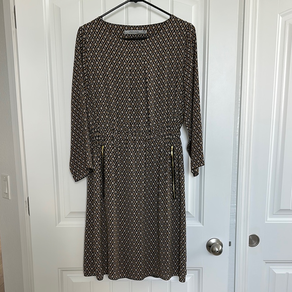 Geometric Patterned Dress With Pockets - Like New/Never Worn